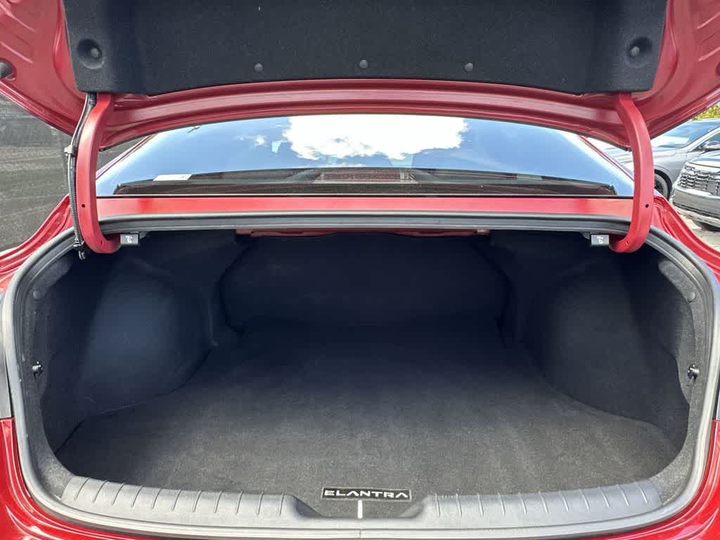 Thumbnail: 2024 Hyundai Elantra - 25