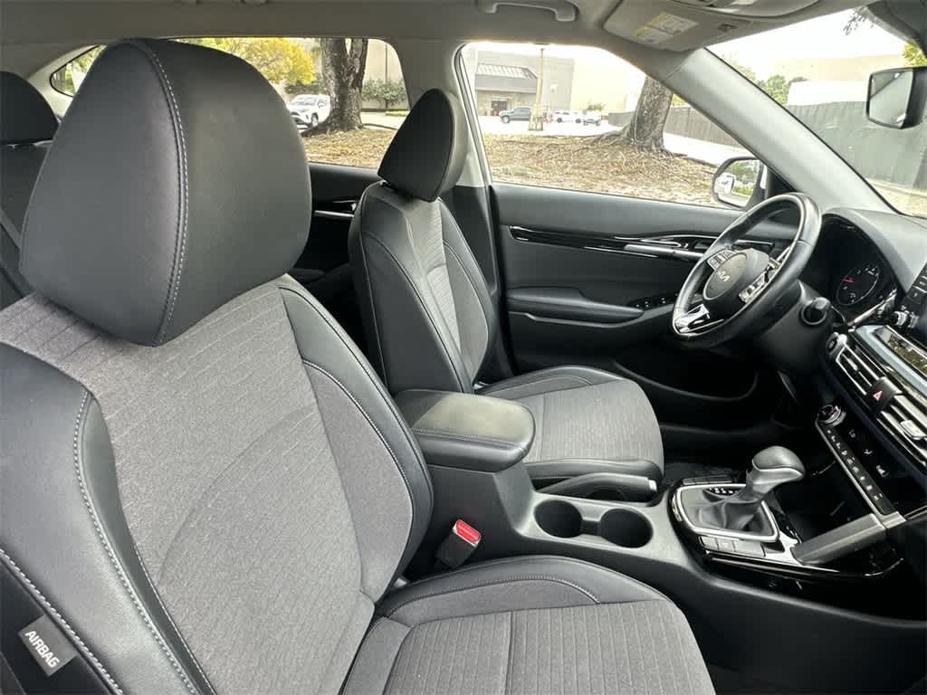 Thumbnail: 2023 Kia Seltos - 27