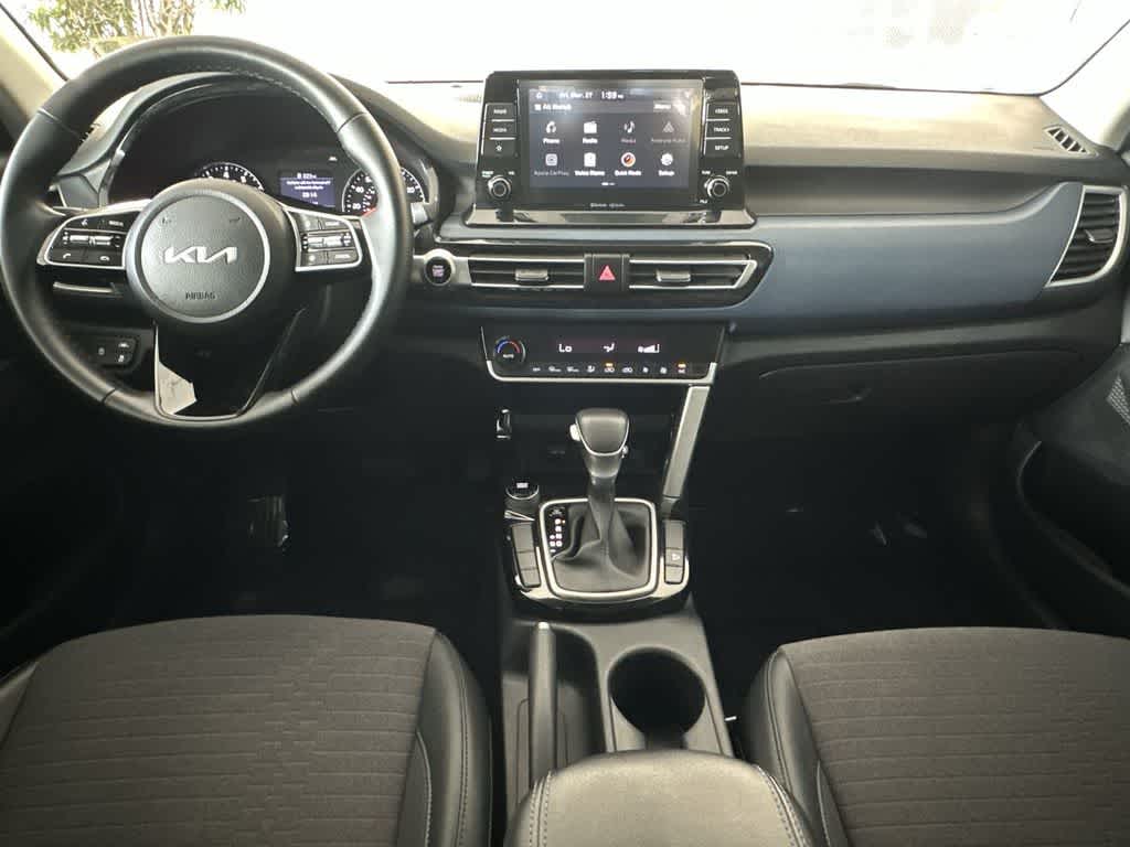 Thumbnail: 2023 Kia Seltos - 24