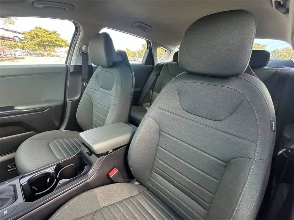 Thumbnail: 2025 Kia K4 - 14