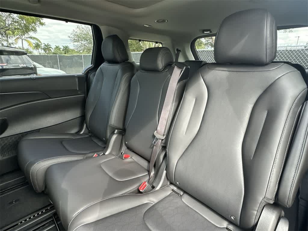 Thumbnail: 2026 Kia Carnival - 22