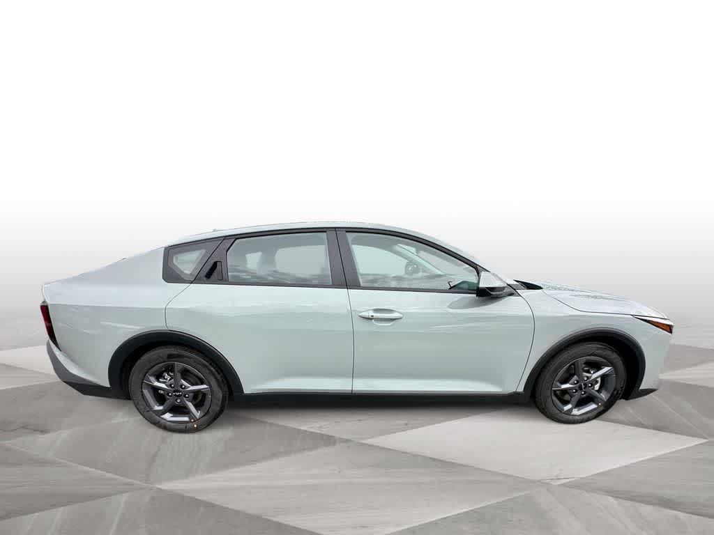 Thumbnail: 2026 Kia K4 - 9