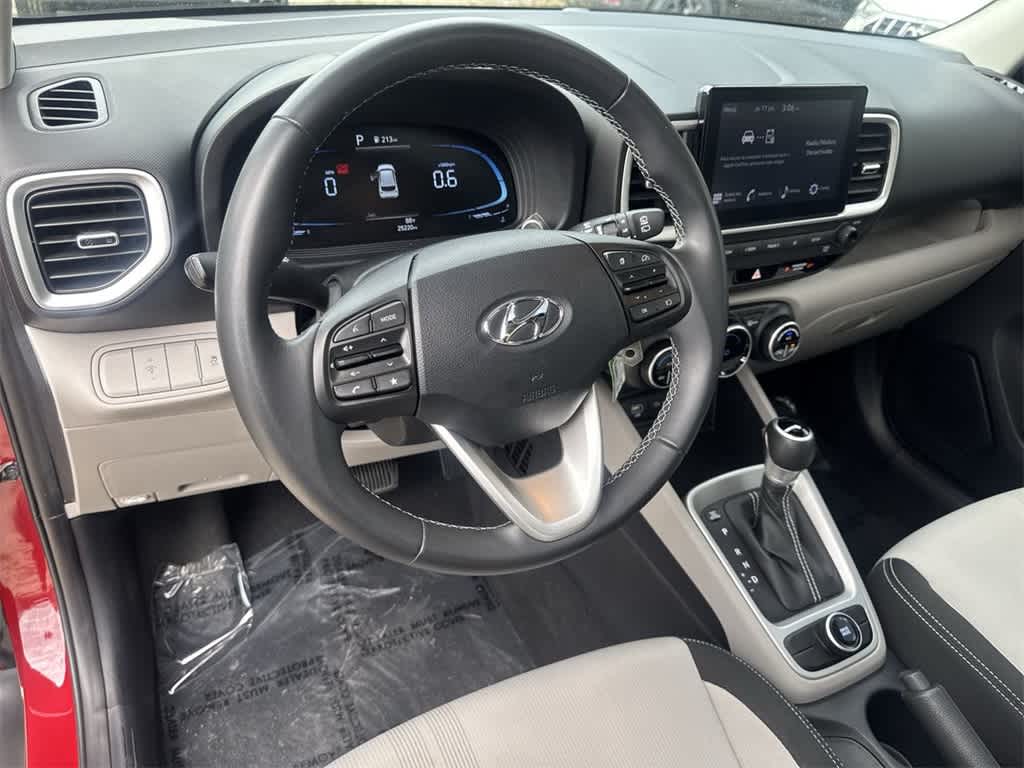 Thumbnail: 2023 Hyundai Venue - 13
