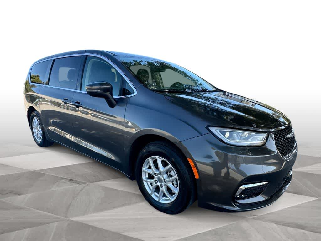 Thumbnail: 2023 Chrysler Pacifica - 2