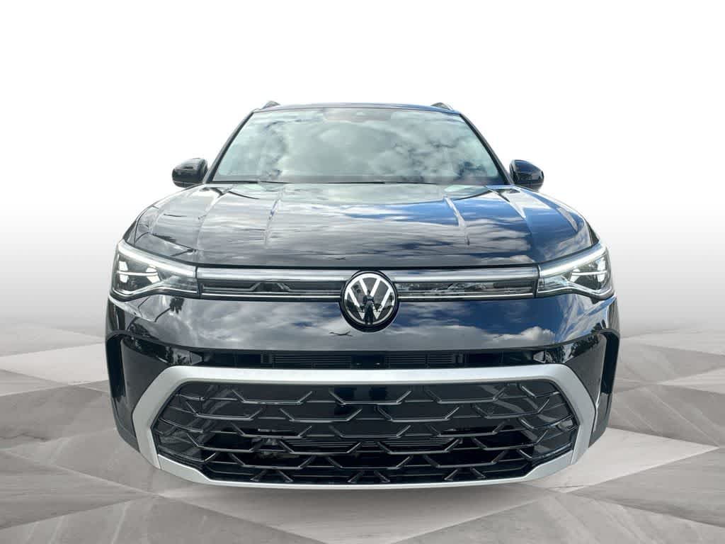 Thumbnail: 2025 Volkswagen Taos - 3