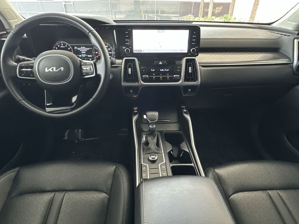 Thumbnail: 2023 Kia Sorento - 24