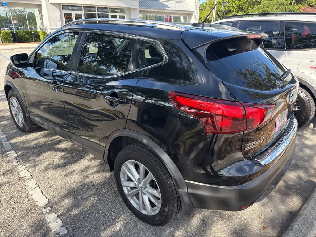 2018 Nissan Rogue Sport SV 2