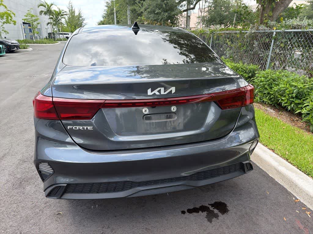 Thumbnail: 2023 Kia Forte - 5
