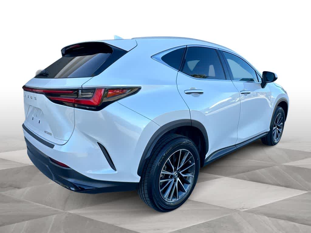 Thumbnail: 2022 Lexus NX - 8