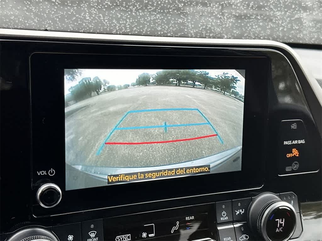 Thumbnail: 2023 Toyota Highlander - 19