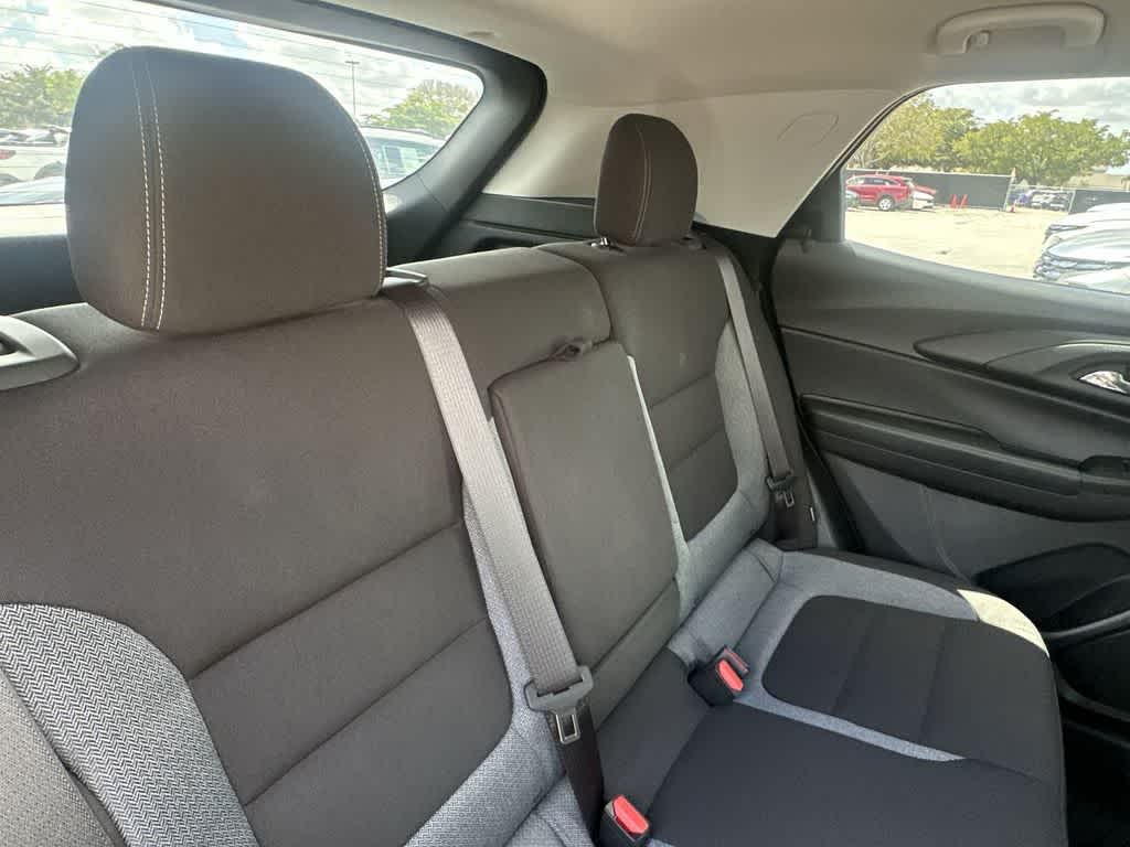 Thumbnail: 2025 Chevrolet TrailBlazer - 26