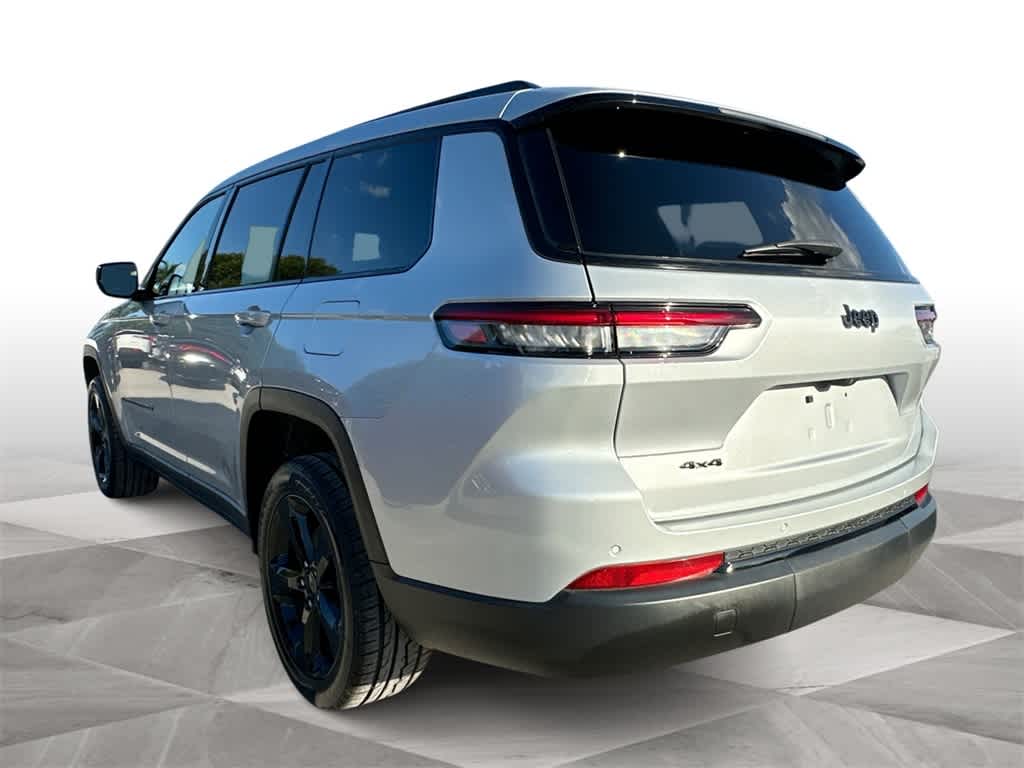 Thumbnail: 2023 Jeep Grand Cherokee L - 6