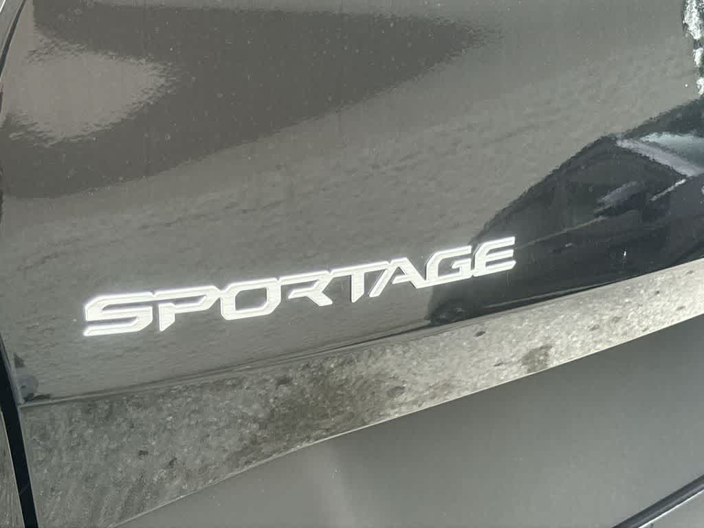 Thumbnail: 2026 Kia Sportage - 10