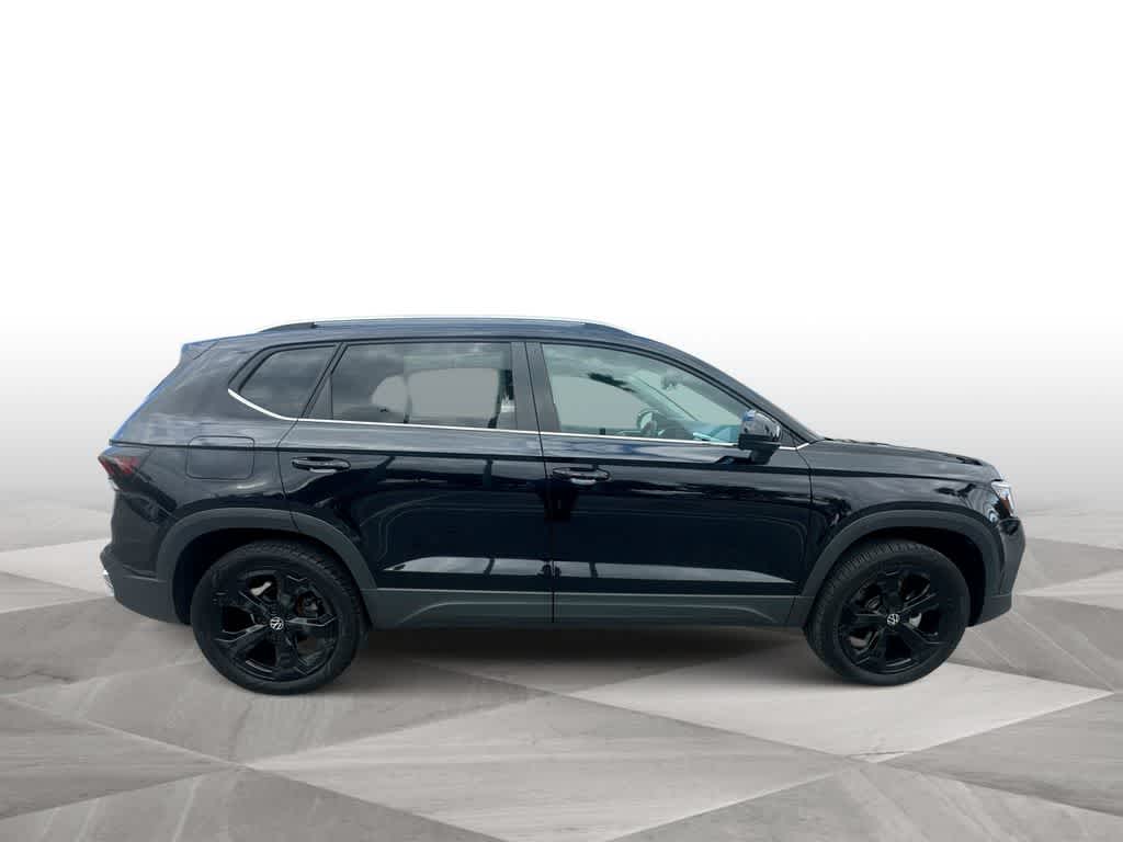 Thumbnail: 2025 Volkswagen Taos - 9