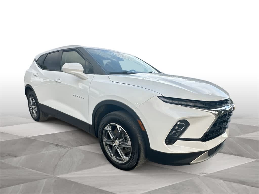 Thumbnail: 2025 Chevrolet Blazer - 2