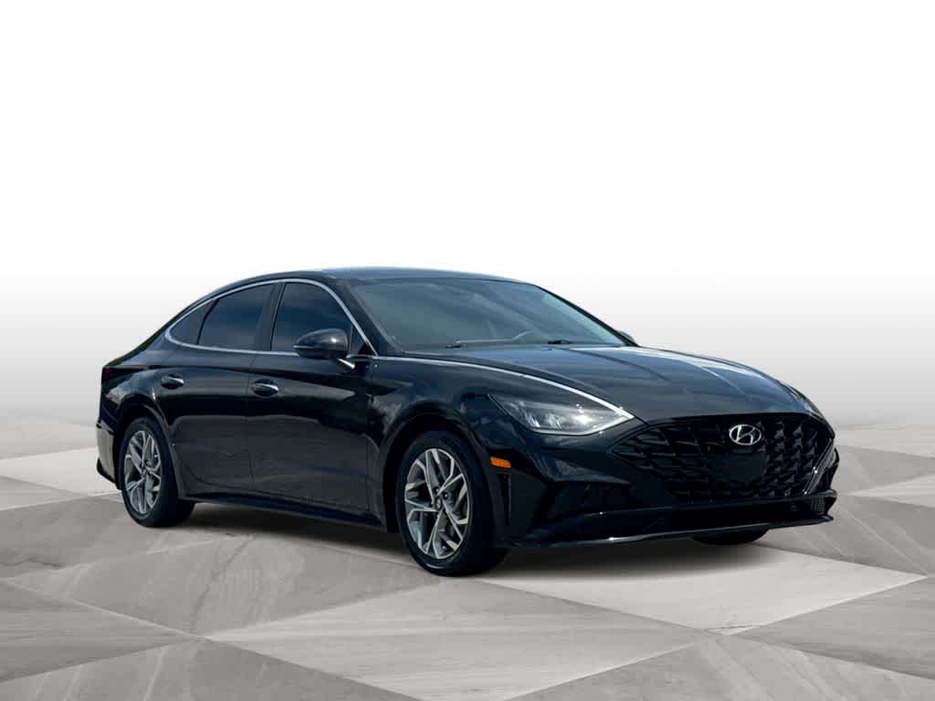 Thumbnail: 2023 Hyundai Sonata - 2