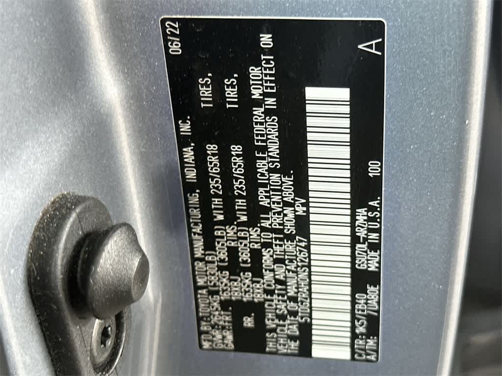 Thumbnail: 2022 Toyota Highlander - 29