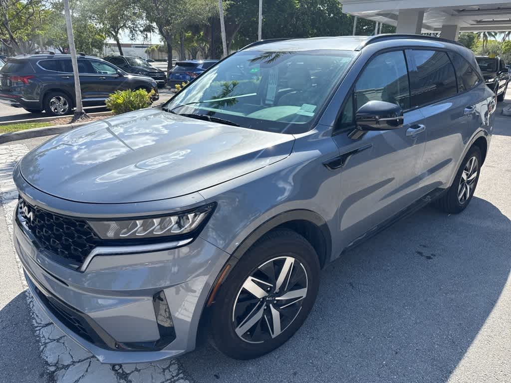 Thumbnail: 2023 Kia Sorento - 1