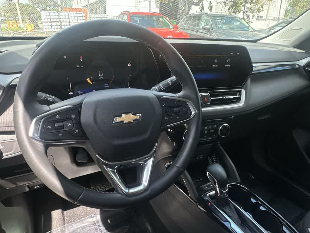 Thumbnail: 2025 Chevrolet TrailBlazer - 13