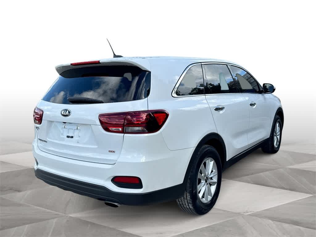 Thumbnail: 2020 Kia Sorento - 8