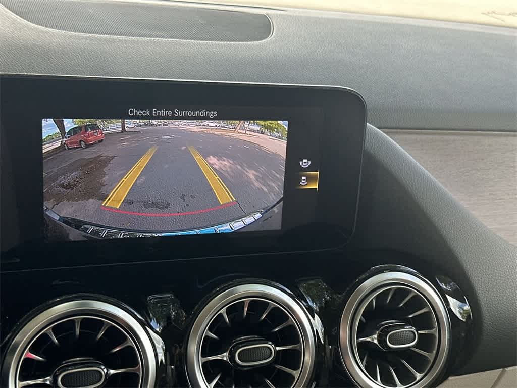 Thumbnail: 2023 Mercedes-Benz GLA - 19