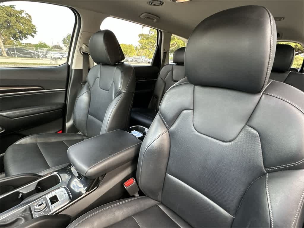 Thumbnail: 2023 Kia Telluride - 14