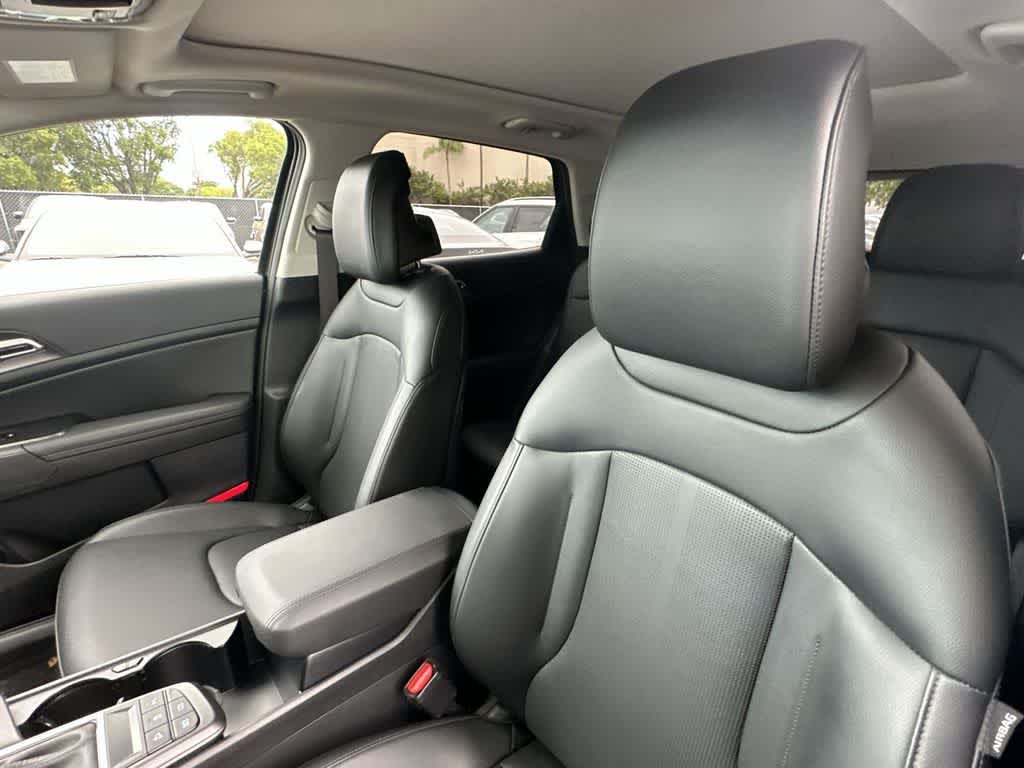 Thumbnail: 2026 Kia Sportage - 21