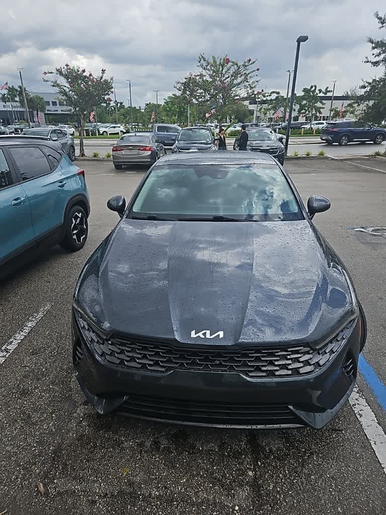 Thumbnail: 2022 Kia K5 - 2