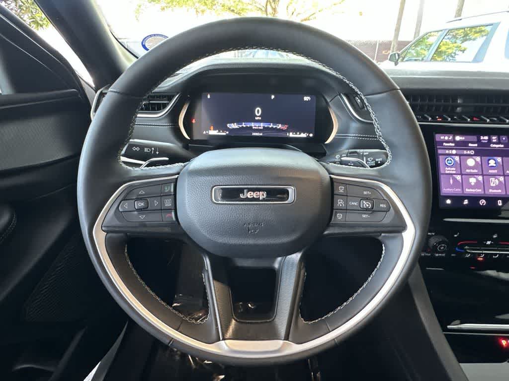 Thumbnail: 2025 Jeep Grand Cherokee - 15