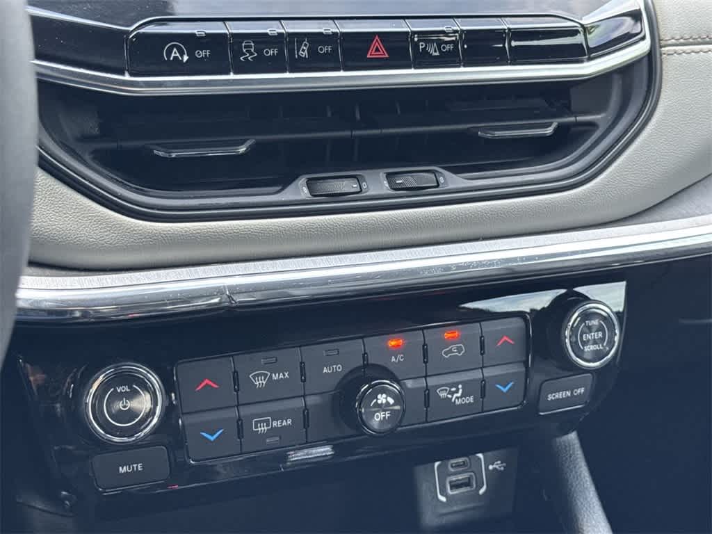 Thumbnail: 2024 Jeep Compass - 20