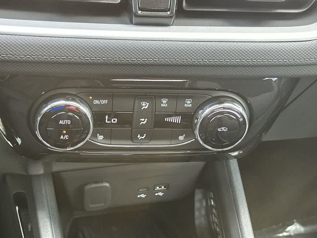 Thumbnail: 2025 Chevrolet TrailBlazer - 20