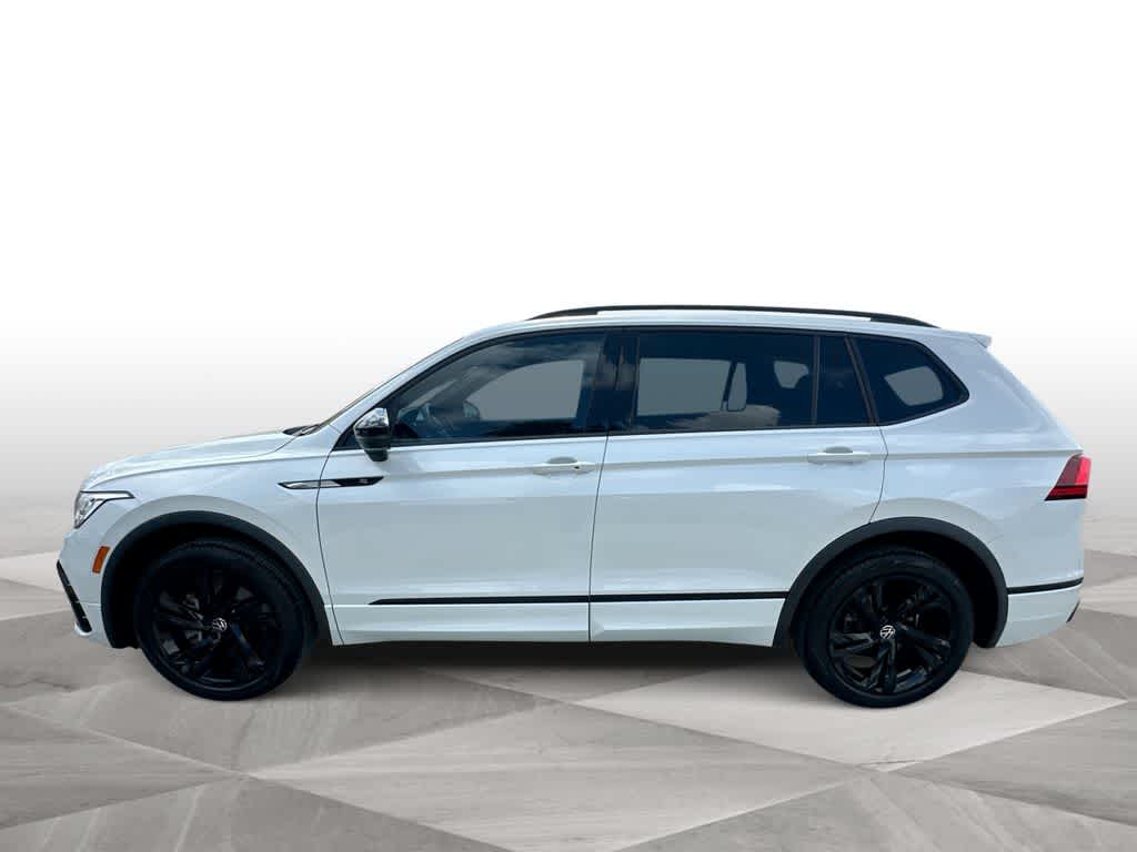 Thumbnail: 2023 Volkswagen Tiguan - 5