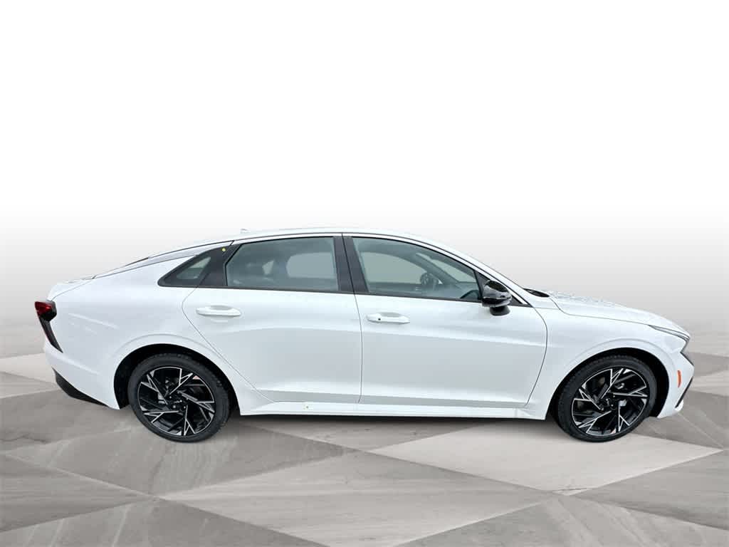 Thumbnail: 2026 Kia K5 - 9