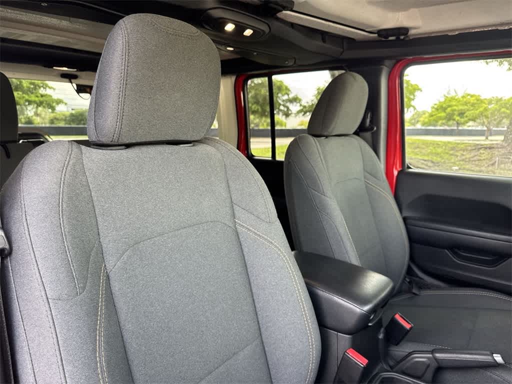 Thumbnail: 2024 Jeep Wrangler - 27