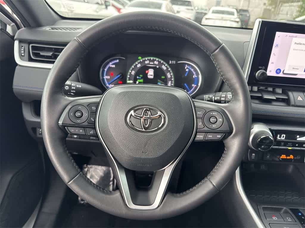 Thumbnail: 2023 Toyota RAV4 - 15