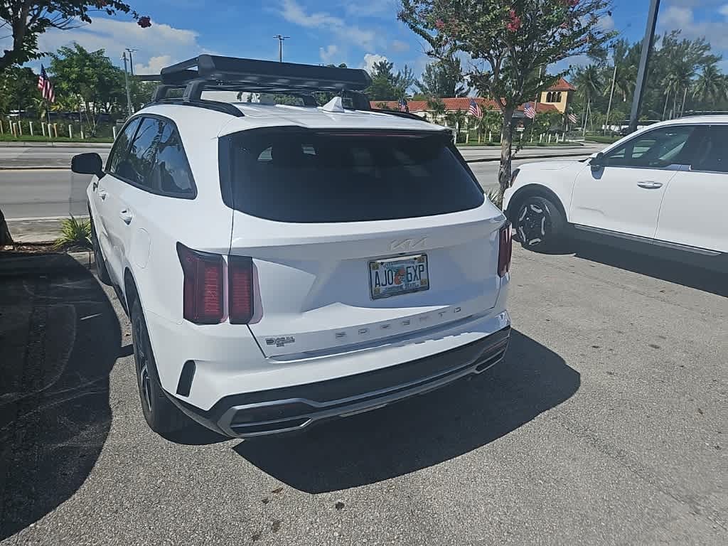 Thumbnail: 2022 Kia Sorento - 22