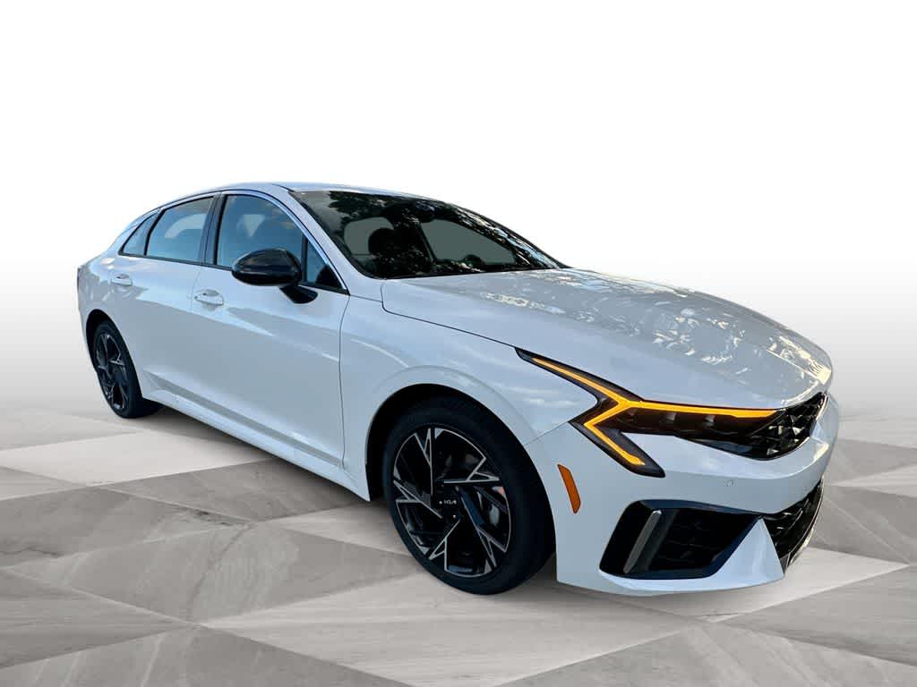 Thumbnail: 2026 Kia K5 - 2