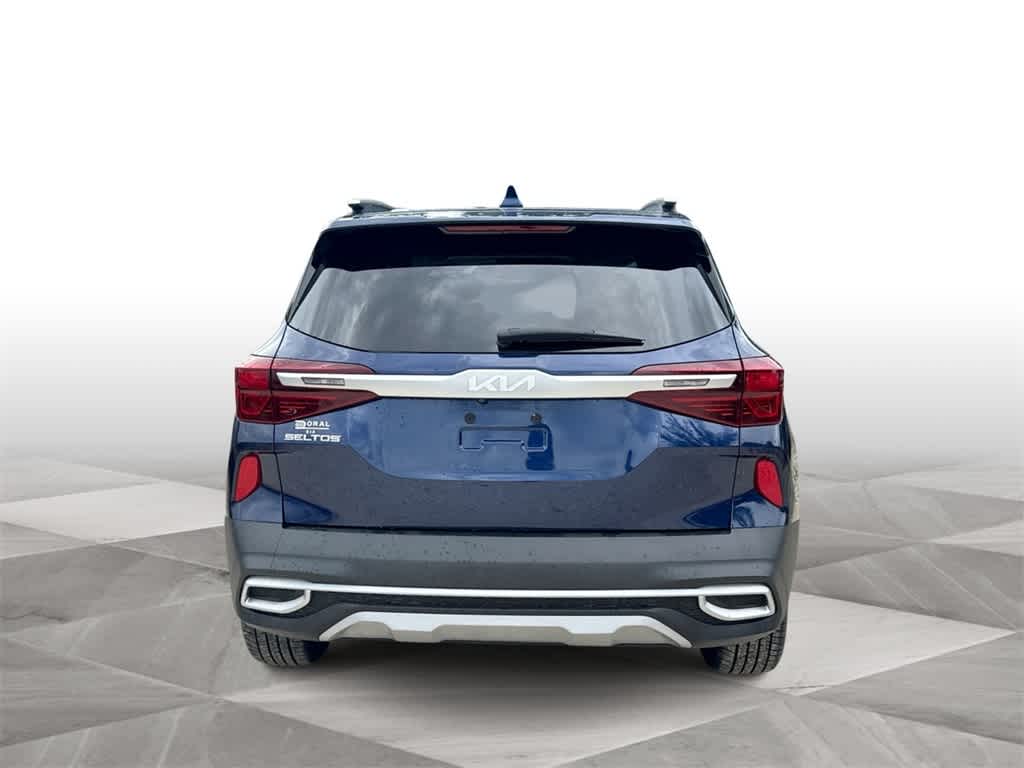 Thumbnail: 2022 Kia Seltos - 7