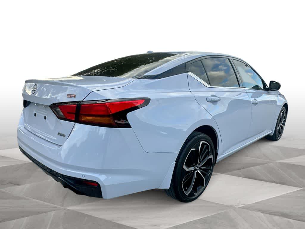 Thumbnail: 2024 Nissan Altima - 8
