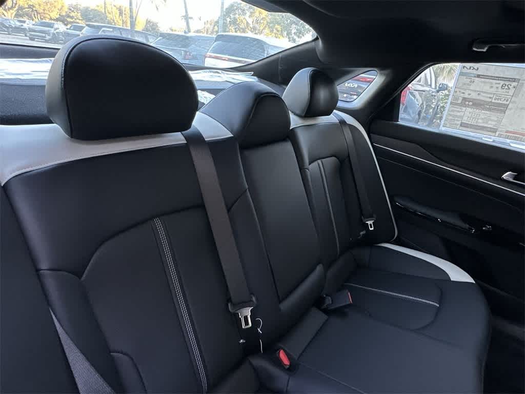 Thumbnail: 2026 Kia K5 - 26