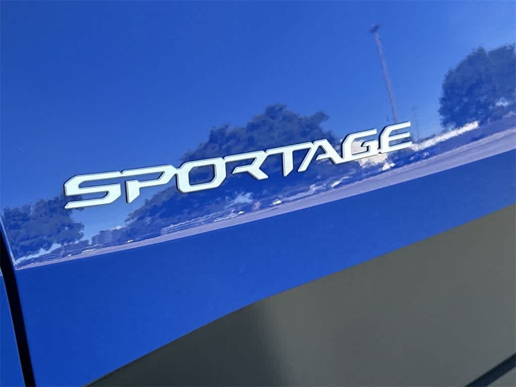 Thumbnail: 2026 Kia Sportage - 10