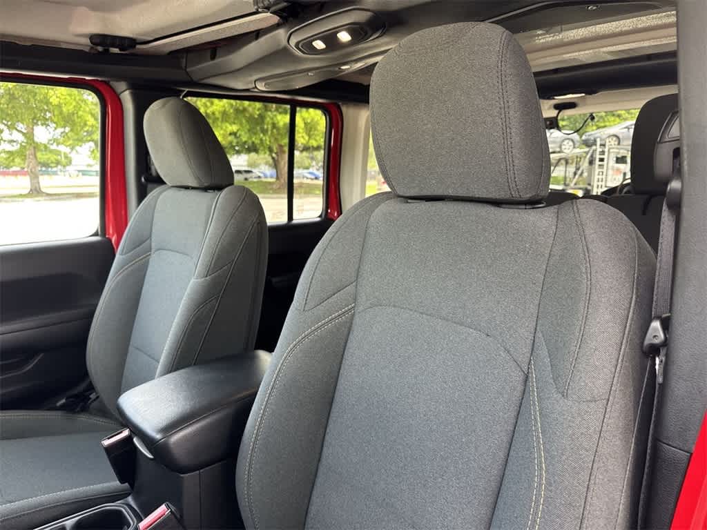 Thumbnail: 2024 Jeep Wrangler - 14