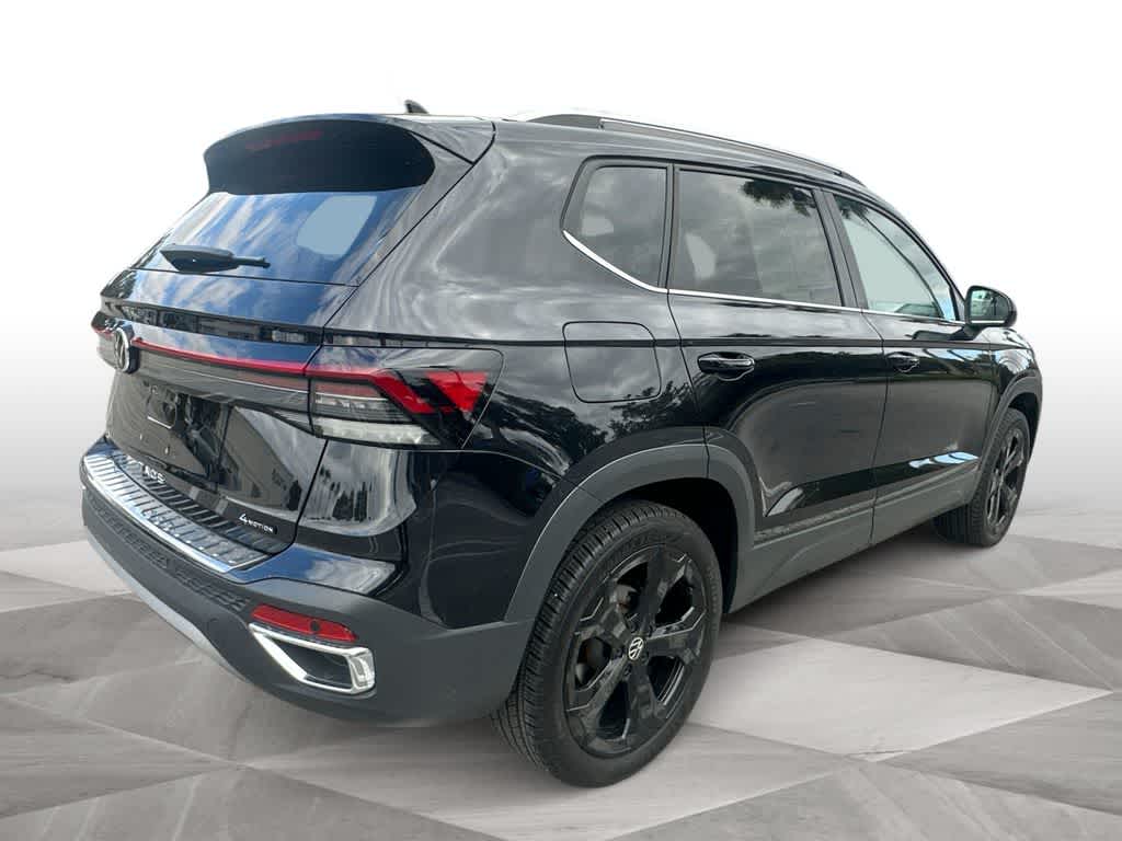 Thumbnail: 2025 Volkswagen Taos - 8