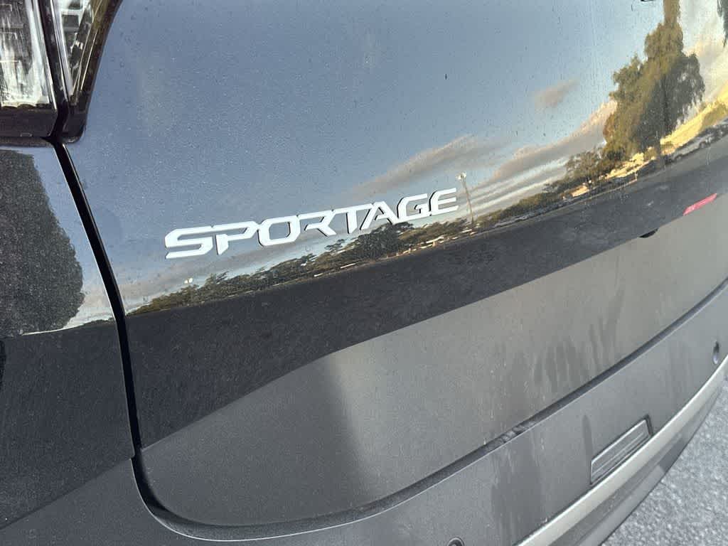 Thumbnail: 2026 Kia Sportage - 10