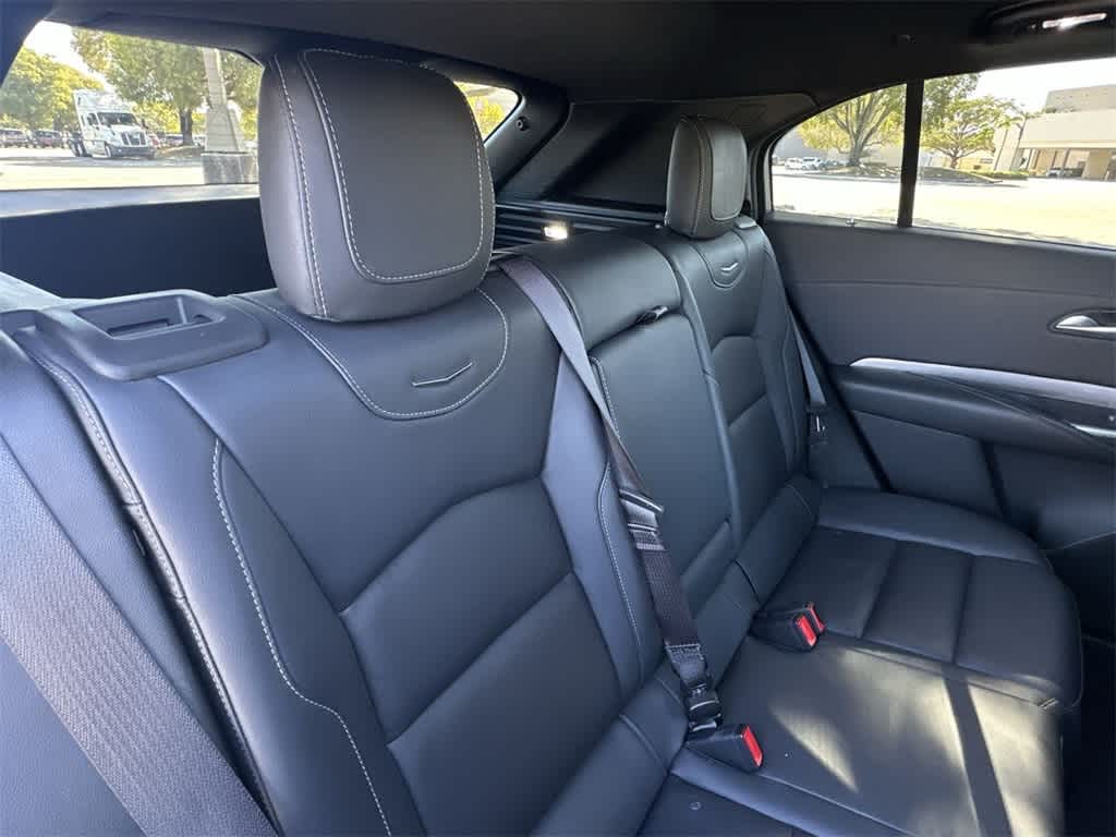 Thumbnail: 2025 Cadillac XT4 - 26