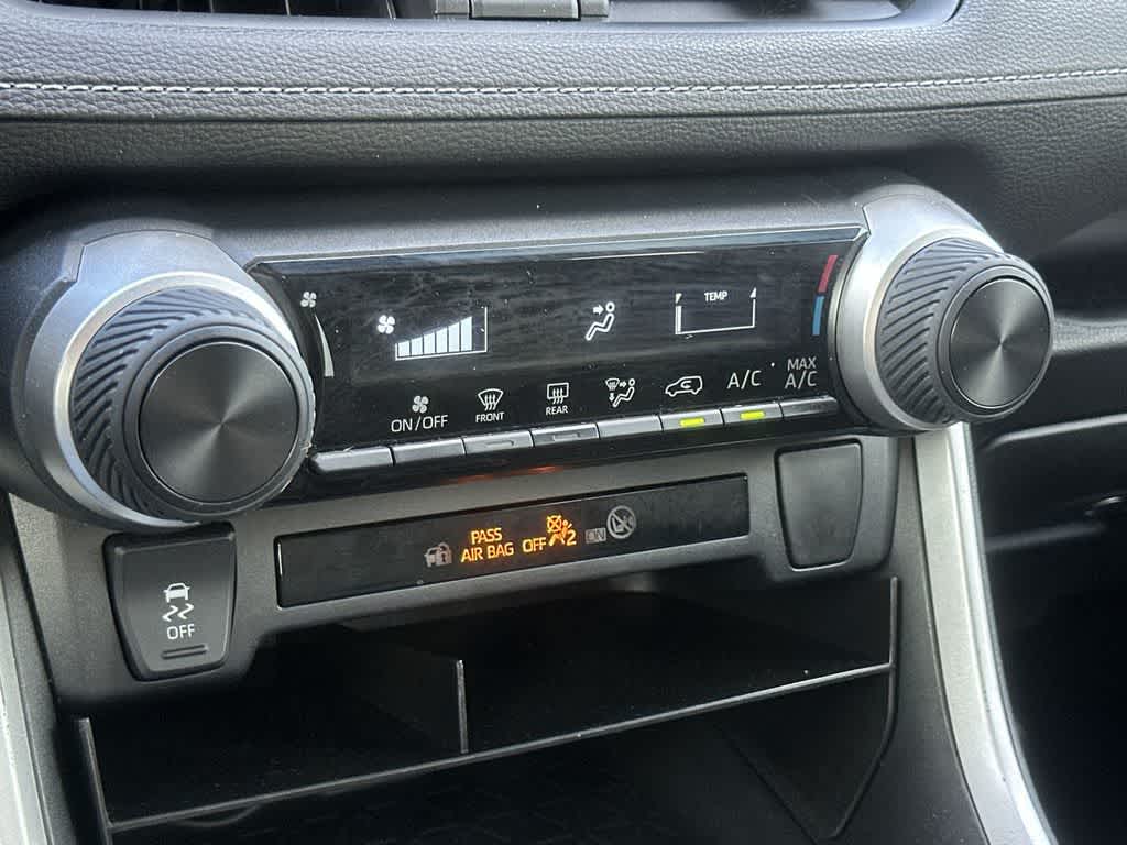 Thumbnail: 2023 Toyota RAV4 - 20