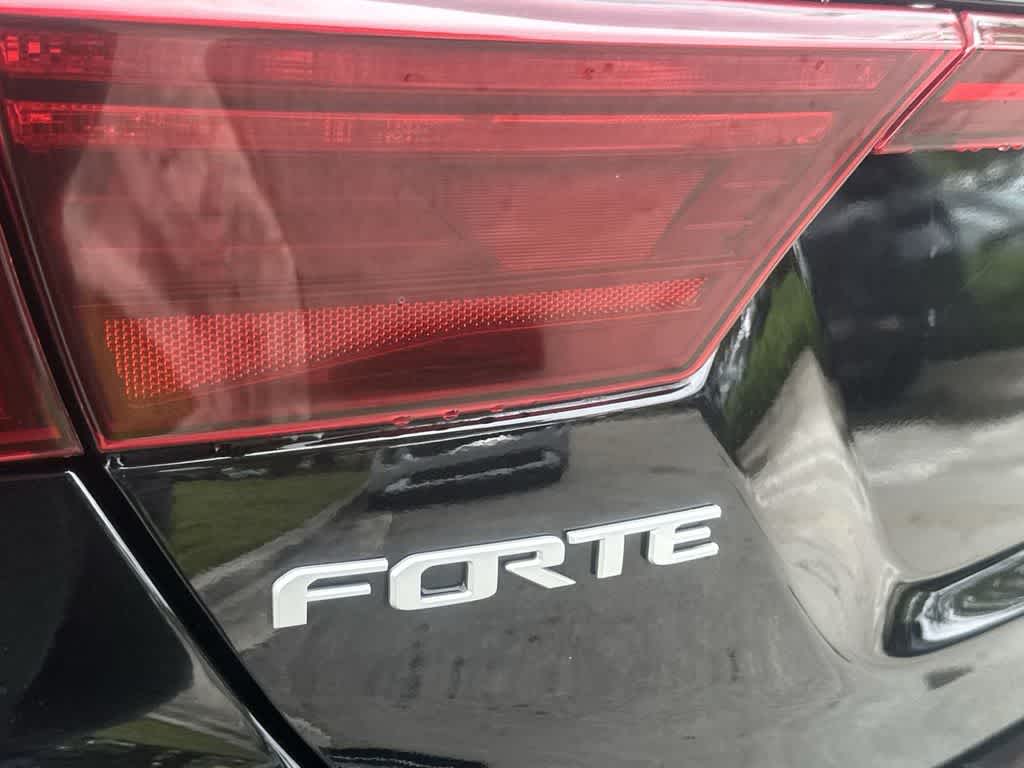 Thumbnail: 2023 Kia Forte - 11