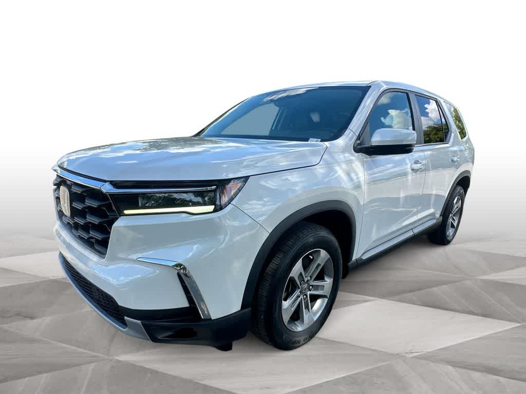Thumbnail: 2023 Honda Pilot - 4