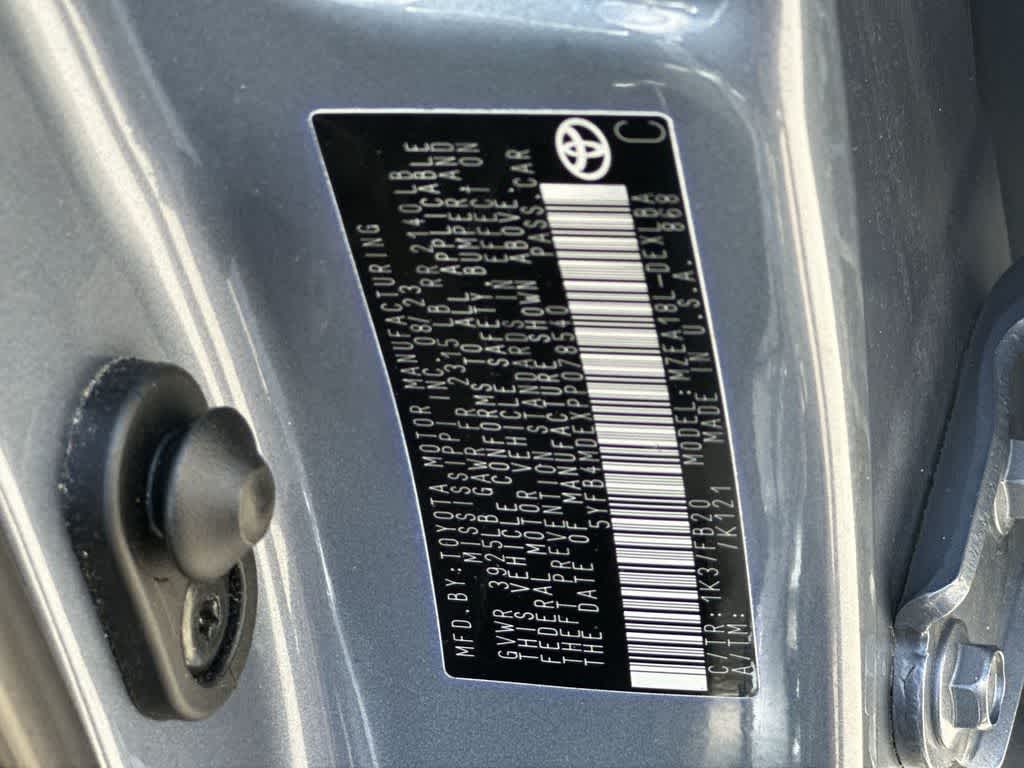 Thumbnail: 2023 Toyota Corolla - 29