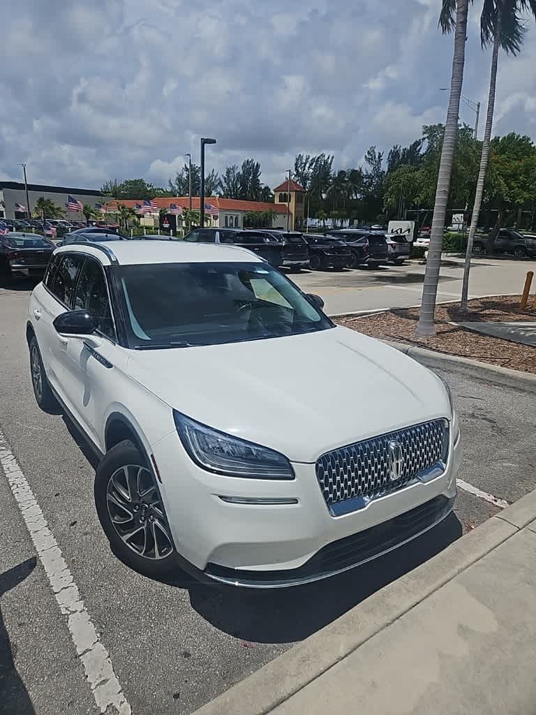 Thumbnail: 2021 Lincoln Corsair - 8